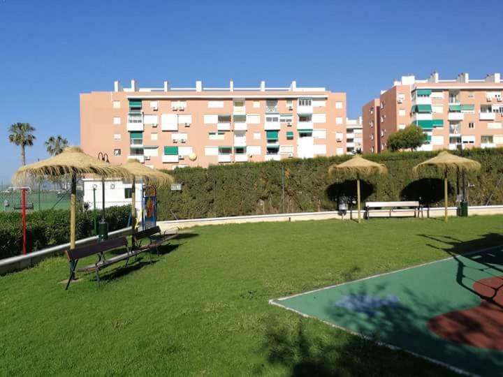 شقة Primera Linea De Playa. Magnifica Urbanizacion La Cala Del Moral المظهر الخارجي الصورة